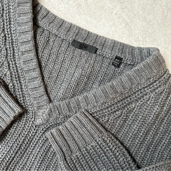 ATM Chunky V Neck Pullover - Picture 8 of 11